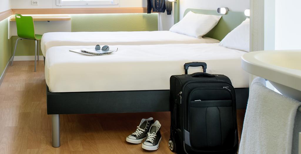 ibis budget Karlsruhe Bagian luar foto