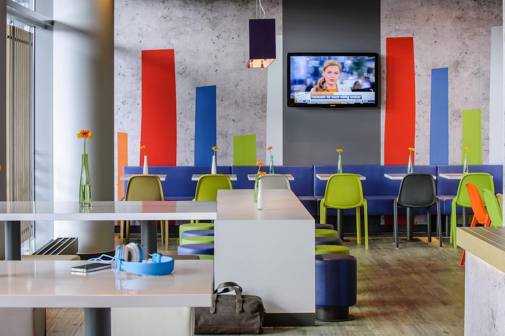 ibis budget Karlsruhe Bagian luar foto
